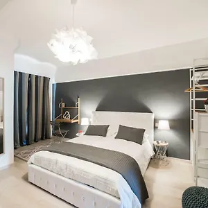 https://101-via-esino.riccione-hotels.org