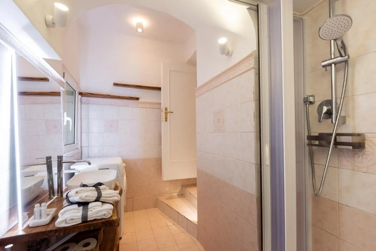 Chez Monti Apartment Rome